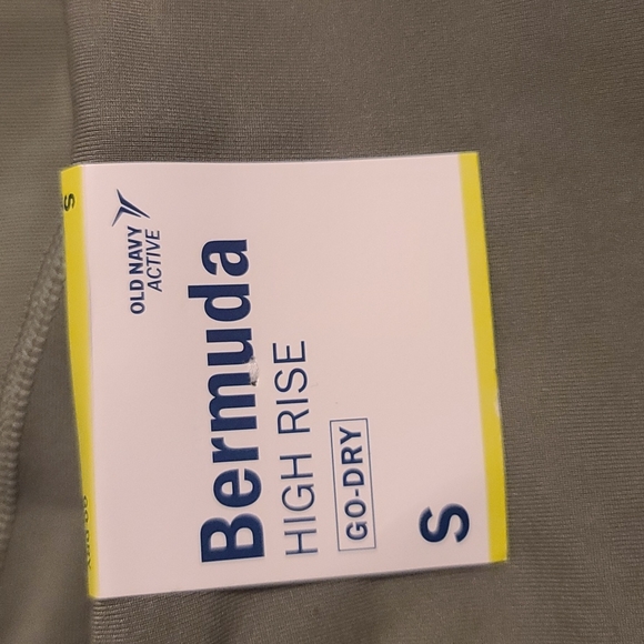 Bermuda shorts - Picture 5 of 5